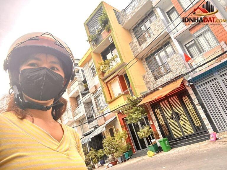 [Review Nhà Đất Sổ Đỏ] Bán nhà mặt tiền Đoàn Văn Bơ, Quận 4 – Pháp lý rõ ràng, vị trí đắc địa 66m2