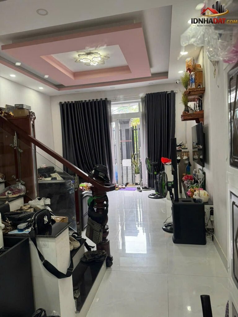 [Đánh Giá Bất Động Sản Sổ Đỏ] Nhà phố 4 tầng, 85m2 tại Đường Lê Văn Thịnh, Quận 2 – Tiềm năng tăng giá cao