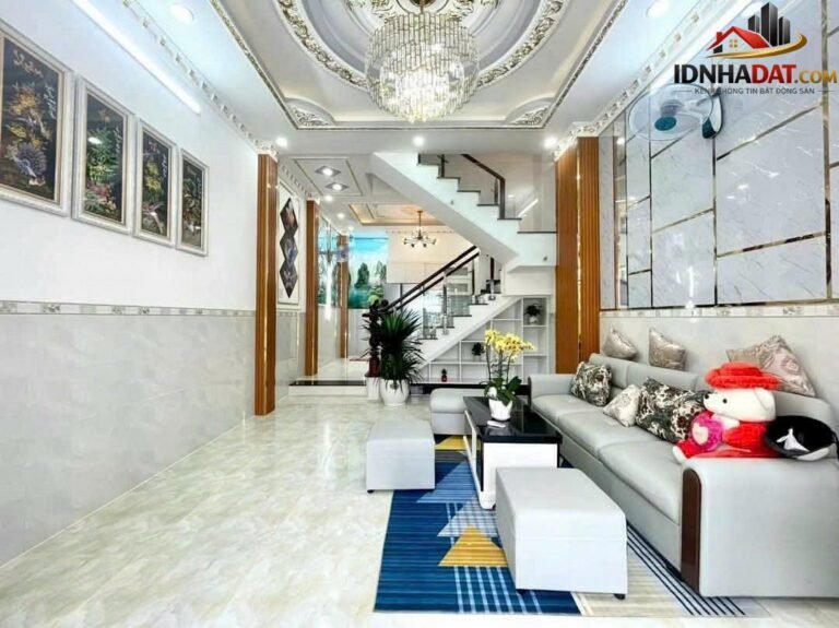 [Đánh Giá Bất Động Sản Sổ Đỏ] Nhà hẻm xe hơi 50m2 gần Phú Mỹ Hưng, sổ đỏ đầy đủ, giá 5.4 tỷ tại Nhà Bè