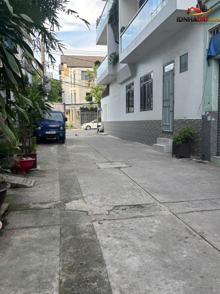 [Đánh Giá Bất Động Sản Sổ Đỏ] Nhà cấp 4 64m2 Hẻm 6m Đường Số 5, Bình Hưng Hòa, Bình Tân, TP.HCM