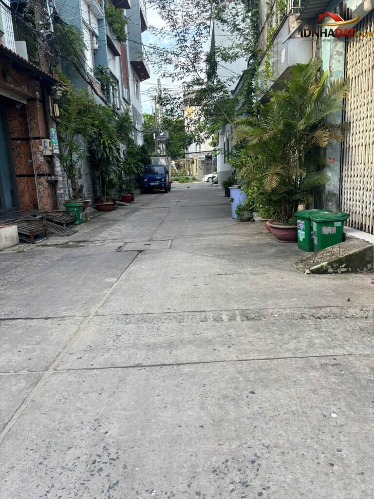 [Review Nhà Đất Sổ Đỏ] Bán nhà phố 64m2 tại Đường Số 5, Bình Tân – Sổ đỏ đầy đủ, vị trí giao thông thuận lợi
