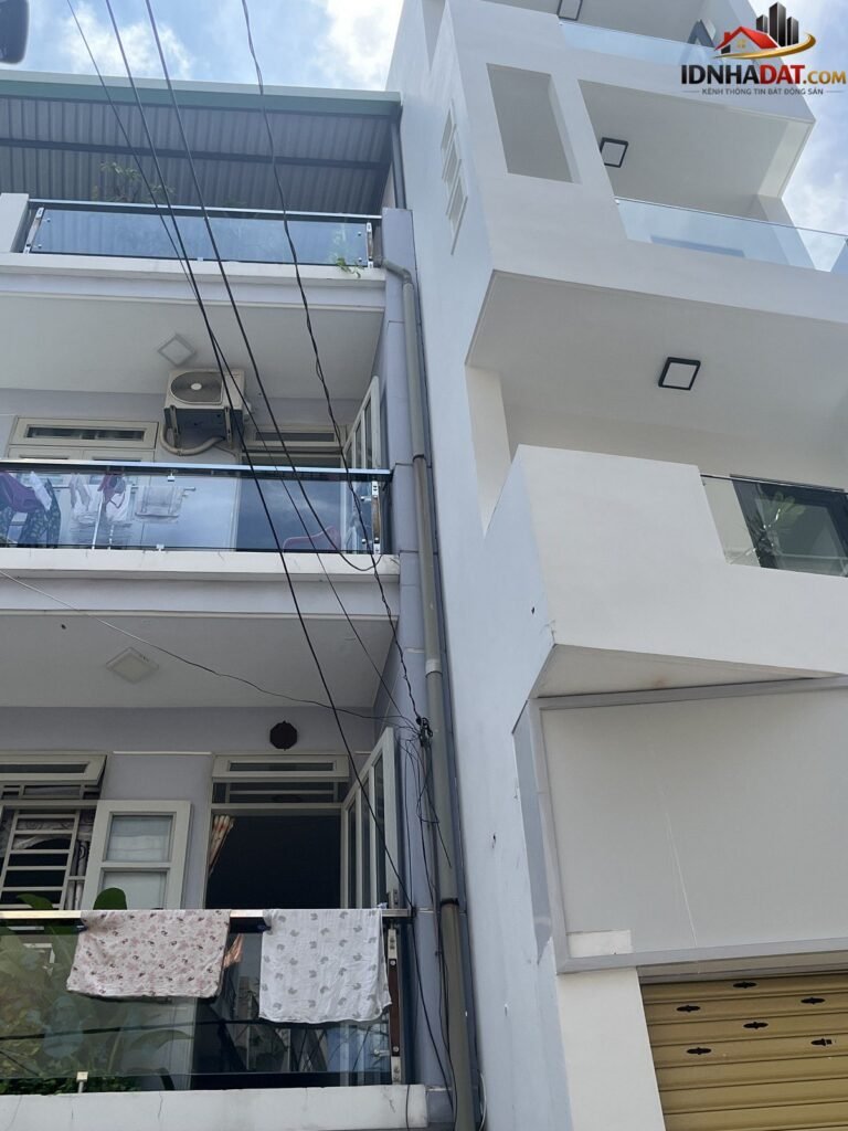 [Đánh Giá Bất Động Sản Sổ Đỏ] Nhà mặt tiền kinh doanh Đường Cách Mạng Tháng Tám, Quận 10 – Vị trí vàng với pháp lý sổ đỏ