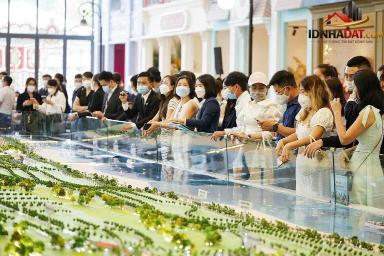 [Đánh Giá Bất Động Sản Sổ Đỏ] Đất Thổ Cư Có Sổ Đỏ Tại TP Hồ Chí Minh: Vị Trí Đắc Địa, Pháp Lý Rõ Ràng
