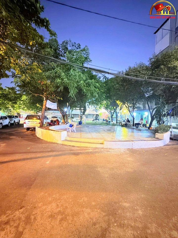 Bán nhà đất Đường Thích Quảng Đức – Phường cũ 3 Quận Phú Nhuận – Phường mới 3 – Thành phố Hồ Chí Minh diện tích 82 m2 giá 24900000000