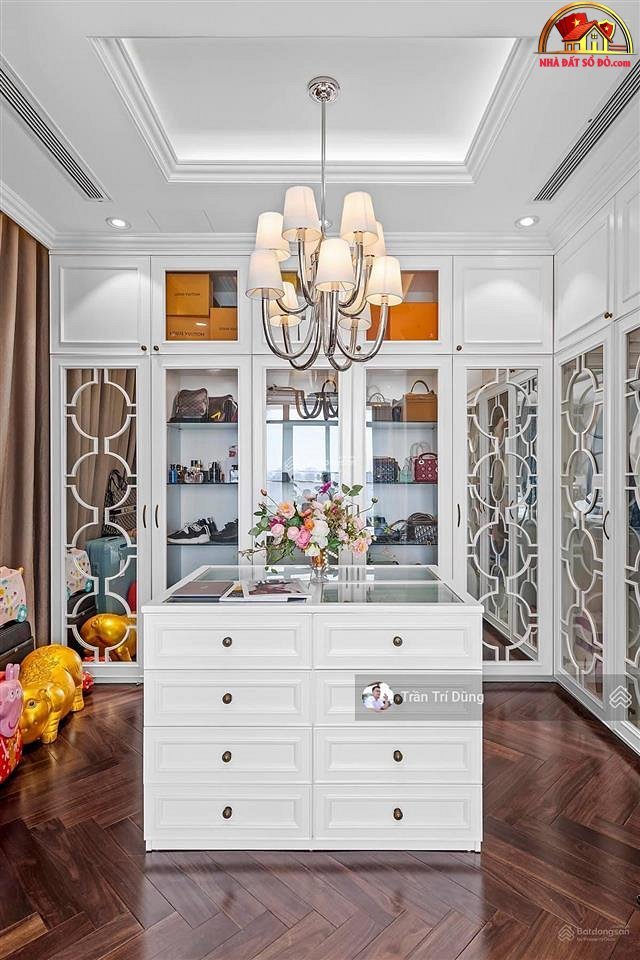Bán nhà đất Đường Vinhomes Central Park – Phường cũ Không xác định – Quận Bình Thạnh – Phường mới Không xác định – Thành phố Hồ Chí Minh Diện tích 168 m2 – Giá 20 tỷ
