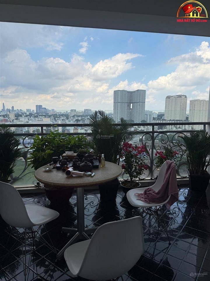 Chính chủ bán chung cư Flemington Đường Lê Đại Hành – Phường cũ 15 Quận 11 – Phường mới 15 – Thành phố Hồ Chí Minh – Diện tích 87 m2 – Giá 6.6 tỷ