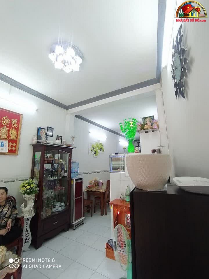 Bán nhà đất Đường Bà Hom – Phường cũ Không xác định – Quận 6 – Phường mới Không xác định – Thành phố Hồ Chí Minh – Diện tích 35 m² – Giá 3.7 tỷ