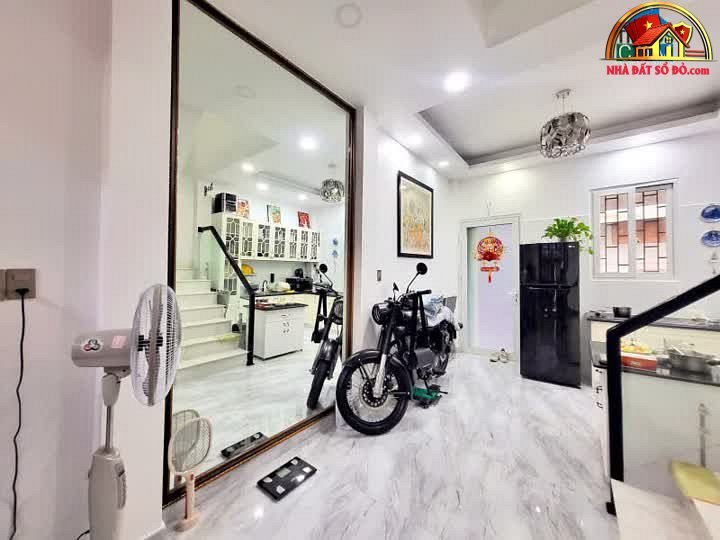 Bán nhà đất Đường Trịnh Đình Trọng – Phường cũ Hòa Thạnh Quận Tân Phú – Phường mới Hòa Thạnh – Thành phố Hồ Chí Minh 44m2 8.8 tỷ