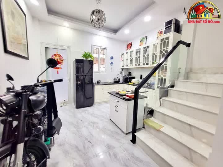 Bán nhà đất Đường Trịnh Đình Trọng – Phường cũ Hòa Thạnh Quận Tân Phú – Phường mới Hòa Thạnh – Thành phố Hồ Chí Minh 44m2 8.8 tỷ