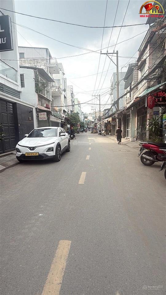 Bán nhà đất Đường lớn – Phường cũ Không xác định – Phường mới Không xác định – Thành phố Hồ Chí Minh Diện tích 60m2 Giá 7.9 tỷ