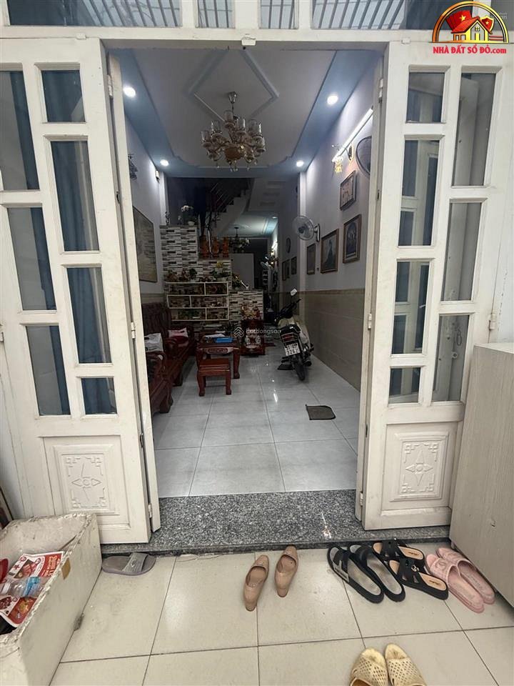 Bán nhà đất Đường lớn – Phường cũ Không xác định – Phường mới Không xác định – Thành phố Hồ Chí Minh Diện tích 60m2 Giá 7.9 tỷ
