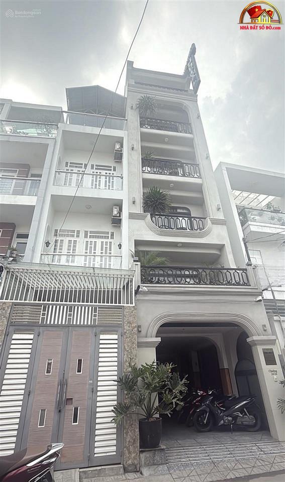 Bán nhà đất Đường lớn – Phường cũ Không xác định – Phường mới Không xác định – Thành phố Hồ Chí Minh Diện tích 60m2 Giá 7.9 tỷ