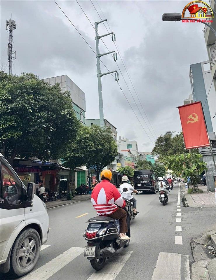 Nhà đẹp hẻm 12m – Phường cũ 10 Quận 11 – Phường mới 10 – Thành phố Hồ Chí Minh – Diện tích 36 m2 – Giá 11.5 tỷ