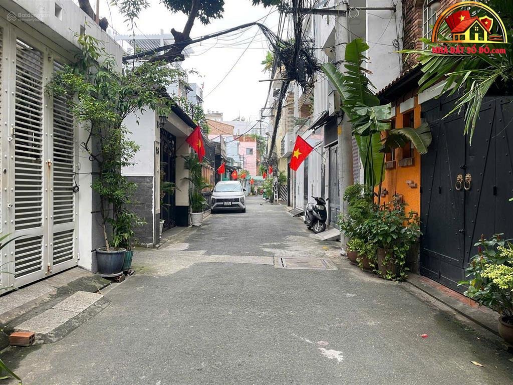 Bán nhà đất Đường Nguyễn Tiểu La – Phường cũ Không xác định – Quận 10 – Phường mới Không xác định – Thành phố Hồ Chí Minh 35m2 6 tỷ