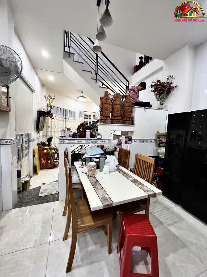 Bán nhà đất Đường Tân Thới Nhất – Phường cũ Không xác định – Quận 12 – Phường mới Không xác định – Thành phố Hồ Chí Minh – Diện tích 40 m² – Giá 4.9 tỷ