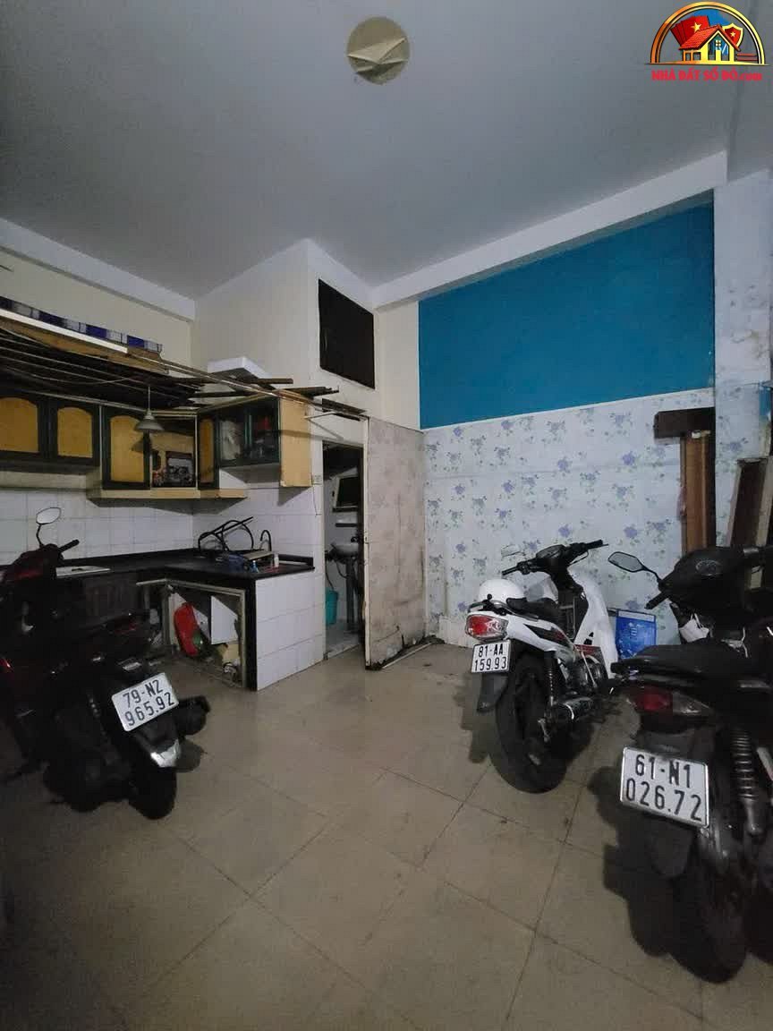 Bán nhà đất Đường Trần Minh Quyền – Phường cũ 11 Quận 10 – Phường mới 11 – Thành phố Hồ Chí Minh 62 m² 20 tỷ