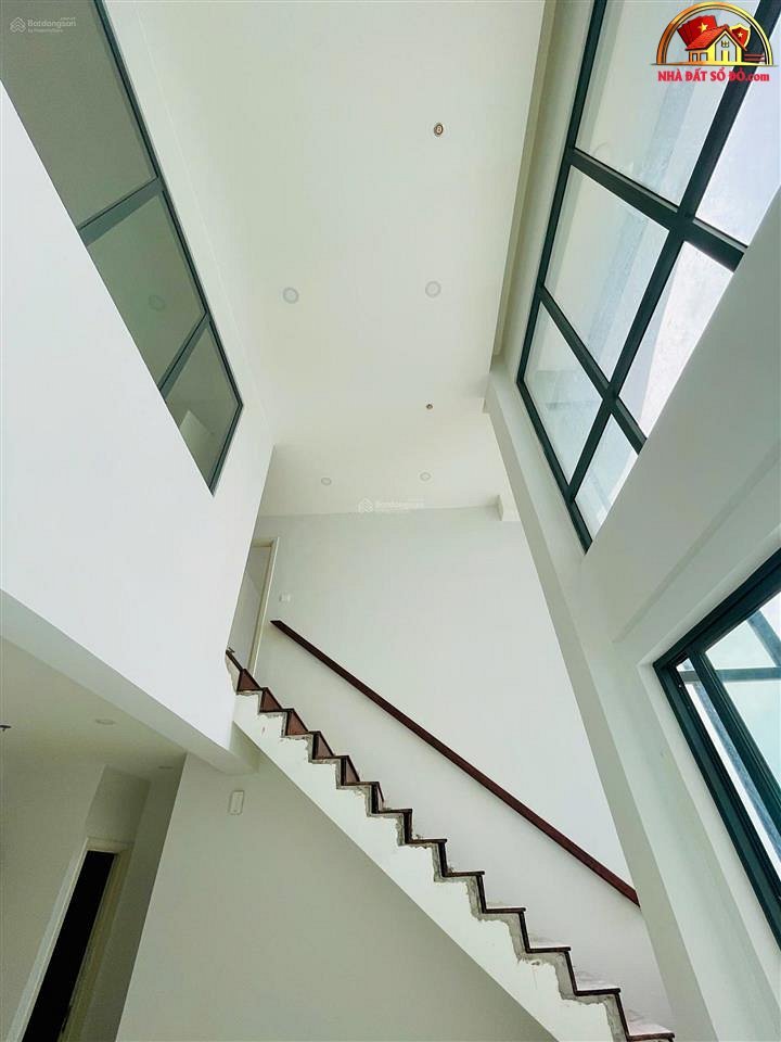 Cần bán căn Duplex 2 tầng tại Dhomme – Phường 6 Quận 6 – Thành phố Hồ Chí Minh – Diện tích 135 m2 – Giá 9.6 tỷ