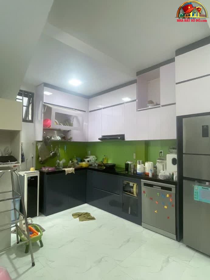 Bán nhà đất Đường Lạc Long Quân – Phường cũ Tân Bình Quận Tân Bình – Phường mới Tân Bình – Thành phố Hồ Chí Minh Diện tích 36 m² Giá 4.5 tỷ