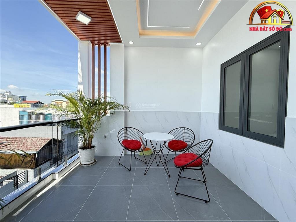 Bán nhà đất Đường Trung Chánh – Phường cũ Không xác định – Quận Không xác định – Thành phố Hồ Chí Minh diện tích 72 m2 giá 8.6 tỷ
