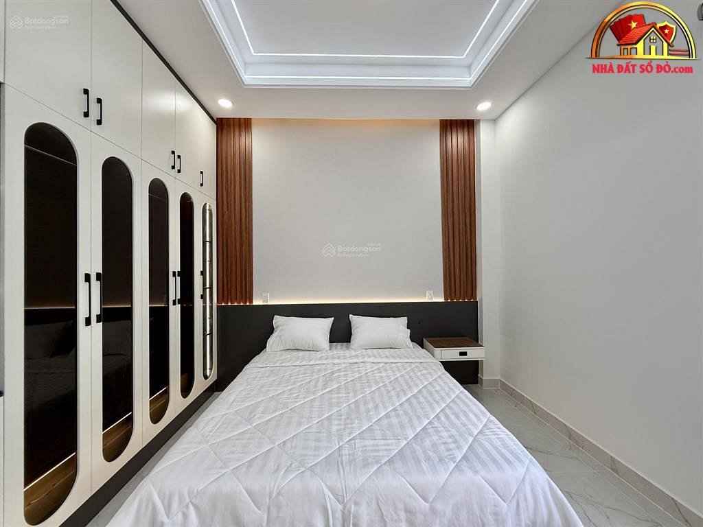 Bán nhà đất Đường Trung Chánh – Phường cũ Không xác định – Quận Không xác định – Thành phố Hồ Chí Minh diện tích 72 m2 giá 8.6 tỷ