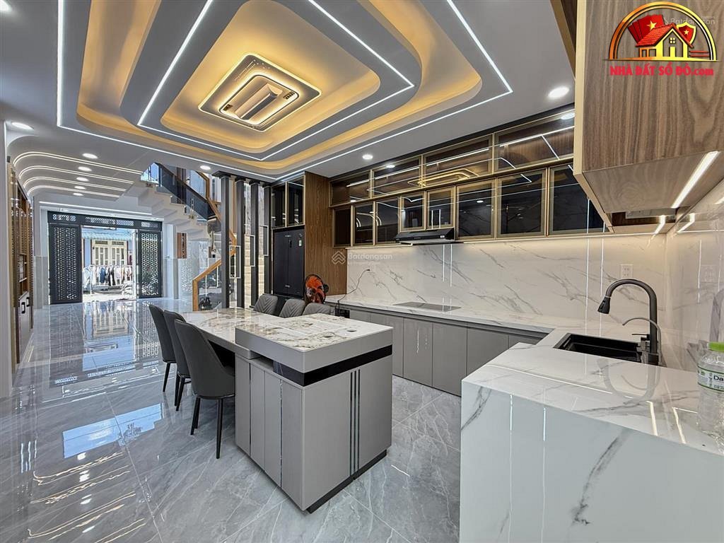 Bán nhà đất Đường Trung Chánh – Phường cũ Không xác định – Quận Không xác định – Thành phố Hồ Chí Minh diện tích 72 m2 giá 8.6 tỷ