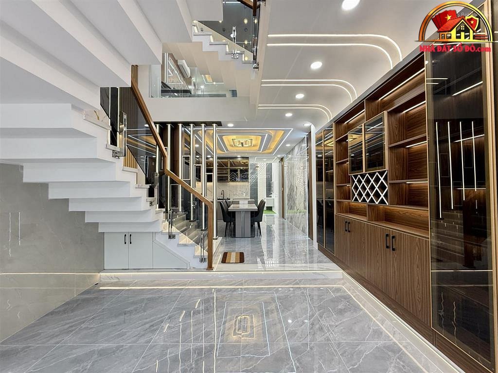 Bán nhà đất Đường Trung Chánh – Phường cũ Không xác định – Quận Không xác định – Thành phố Hồ Chí Minh diện tích 72 m2 giá 8.6 tỷ
