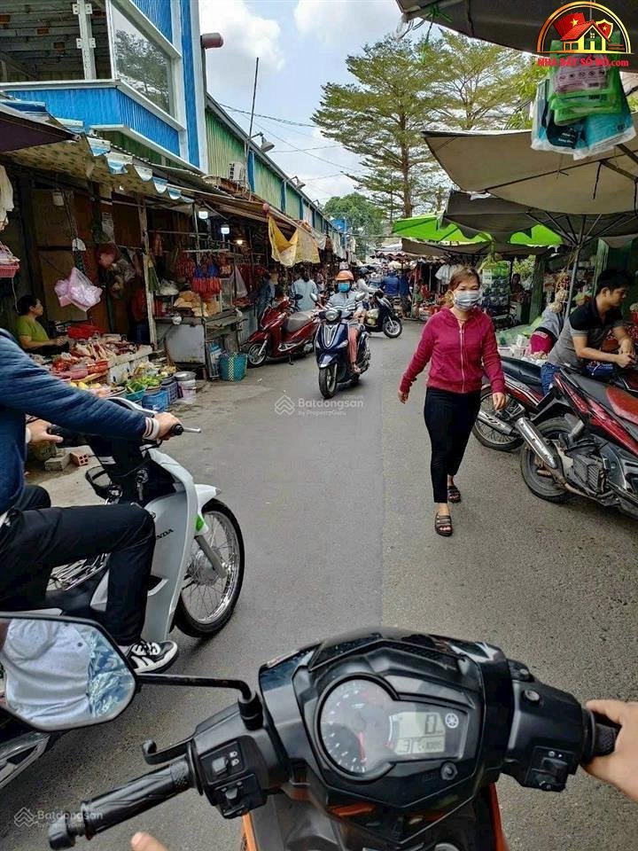 Bán nhà đất Đường Số 3 – Phường cũ Bình Hưng Hòa A – Quận Bình Tân – Phường mới Bình Hưng Hòa A – Thành phố Hồ Chí Minh – Diện tích 72 m2 – Giá 9.5 tỷ
