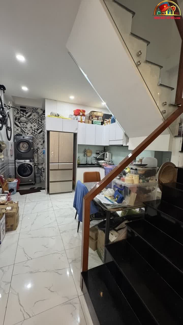 Bán nhà đất Đường Lê Thị Bạch Cát – Phường cũ Không xác định – Quận 11 – Phường mới Không xác định – Thành phố Hồ Chí Minh – Diện tích 36 m² – Giá 7.5 tỷ