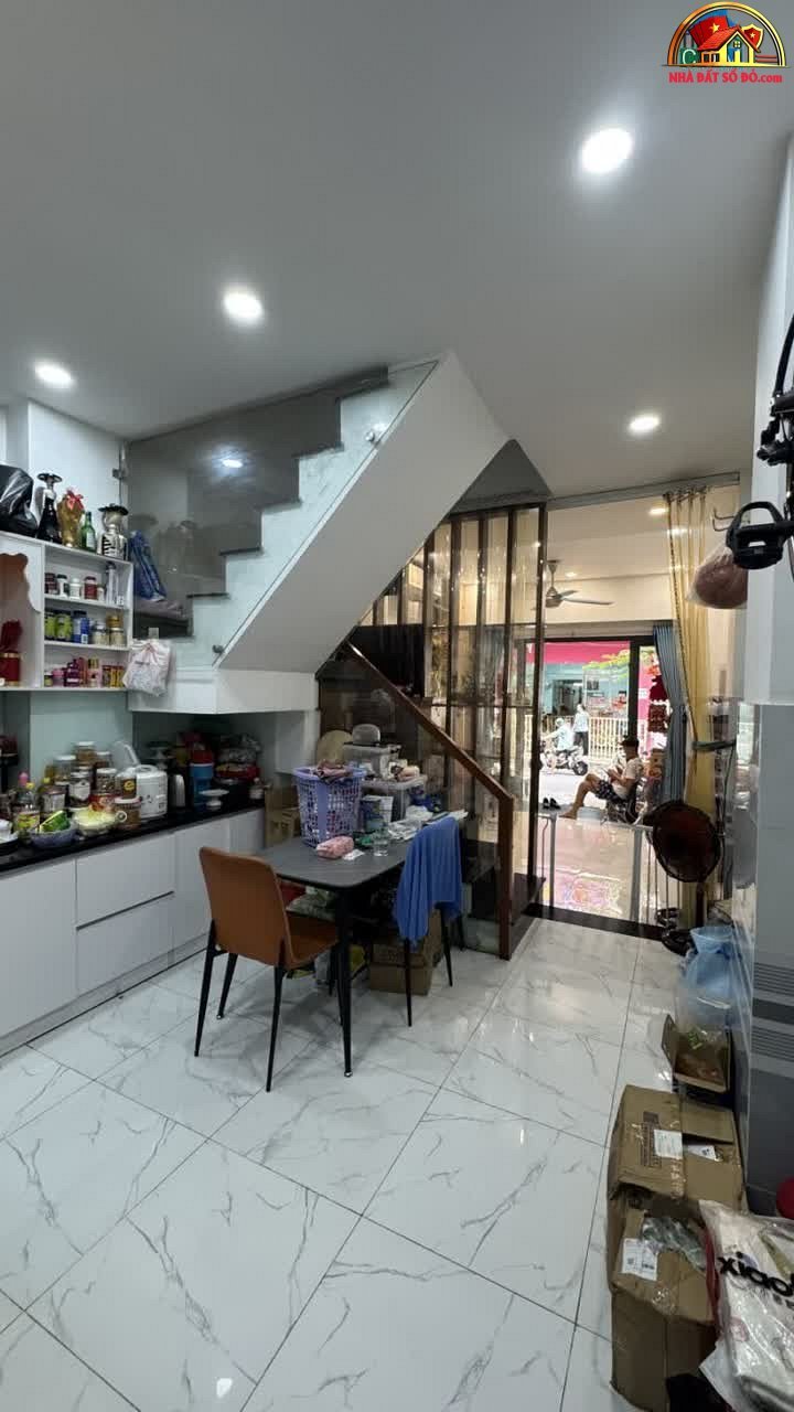 Bán nhà đất Đường Lê Thị Bạch Cát – Phường cũ Không xác định – Quận 11 – Phường mới Không xác định – Thành phố Hồ Chí Minh – Diện tích 36 m² – Giá 7.5 tỷ