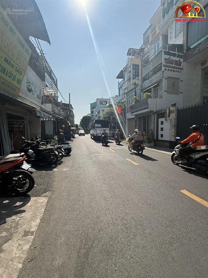Bán nhà đất Đường Bà Hạt – Phường cũ 9 Quận 10 – Phường mới 9 – Thành phố Hồ Chí Minh diện tích 64 m2 giá 24500000000