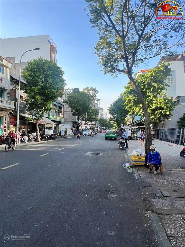 Bán nhà đất Đường Ung Văn Khiêm – Phường cũ 25 Quận Bình Thạnh – Phường mới 25 – Thành phố Hồ Chí Minh 198 m2 36 tỷ