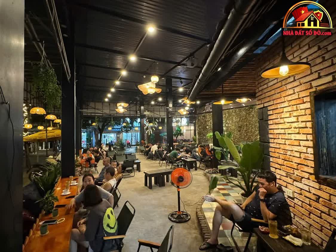 Bán quán cafe đường Tân Sơn Nhì – Phường cũ Tân Phú – Phường mới Tân Sơn Nhì – Thành phố Hồ Chí Minh diện tích 304 m² giá 700 triệu