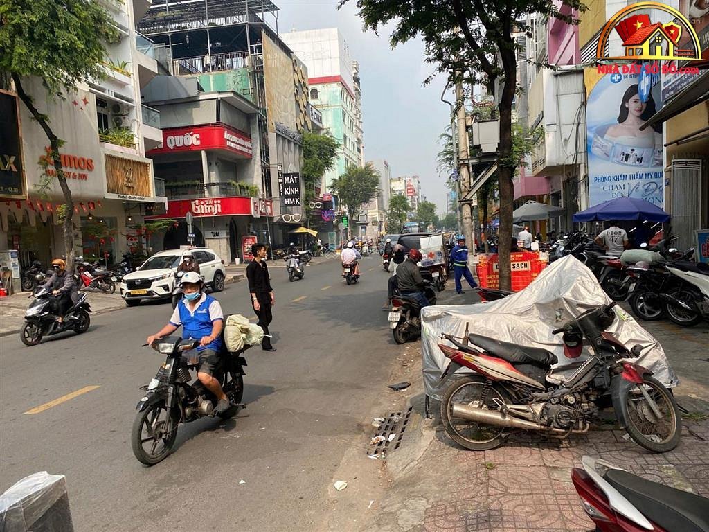 Bán nhà đất Đường Sư Vạn Hạnh – Phường cũ Hoà Hưng Quận 10 – Phường mới Hoà Hưng – Thành phố Hồ Chí Minh Diện tích 98m2 – Giá 22500000000
