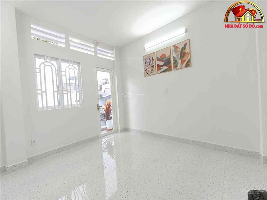 Lạc Long Quân – Nhà đẹp ở ngay – 3 tầng BTCT – nhỉnh 4 tỷ – diện tích 24 m2 – Bán nhà đất Đường Lạc Long Quân – Phường cũ 10 Quận Tân Bình – Phường mới 10 – Thành phố Hồ Chí Minh