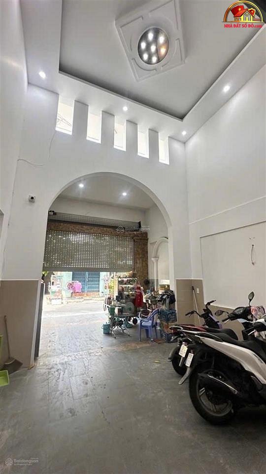 Nhà đất Đường Lê Văn Quới – Phường cũ Bình Hưng Hòa A Quận Bình Tân – Phường mới Bình Hưng Hòa A – Thành phố Hồ Chí Minh Diện tích 134 m2 Giá 18 tỷ
