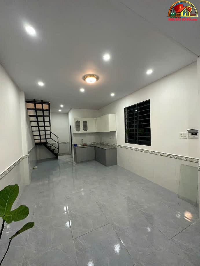 Bán nhà đất Đường Phan Thị Hành – Phường cũ Tân Phú Quận Tân Phú – Phường mới Tân Phú – Thành phố Hồ Chí Minh diện tích 30 m² giá 3140000000
