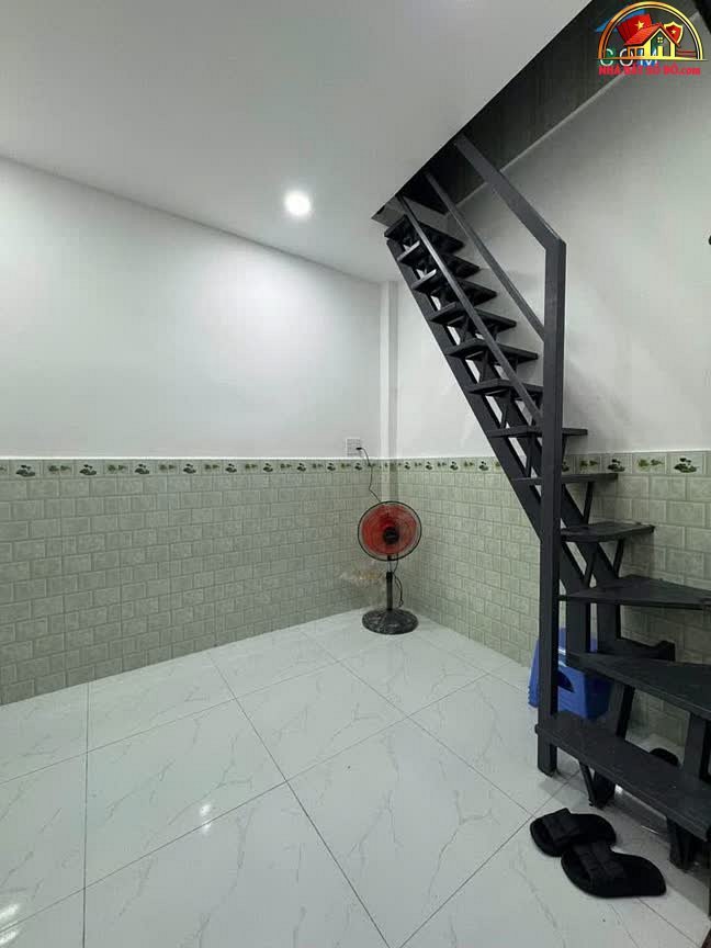 Bán nhà riêng Đường Âu Cơ – Phường cũ Phú Trung Quận Tân Phú – Phường mới Phú Trung – Thành phố Hồ Chí Minh Diện tích 12 m² Giá 1840 triệu