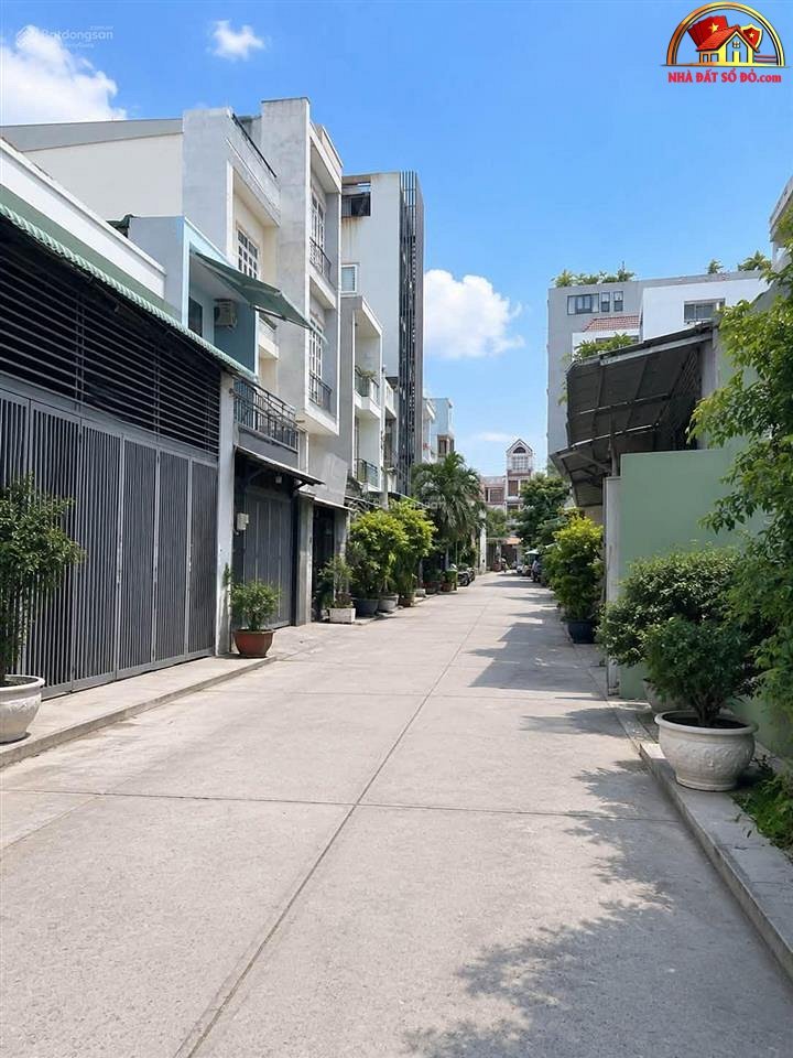 Bán nhà đất Đường Không xác định – Phường cũ Không xác định Quận Tân Phú – Phường mới Không xác định – Thành phố Hồ Chí Minh Diện tích 93 m2 – Giá 7.3 tỷ