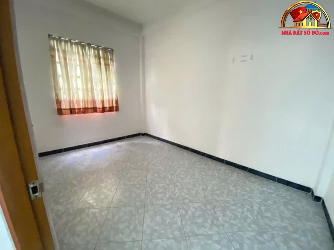Bán nhà đất Đường Lạc Long Quân – Phường cũ Không xác định – Quận 11 – Phường mới Không xác định – Thành phố Hồ Chí Minh Diện tích 48m² Giá 8.4 tỷ