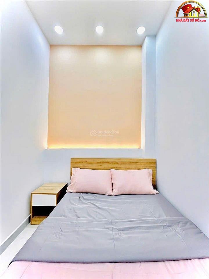 Bán nhà đất Đường Nguyễn Sỹ Sách – Phường cũ Tân Sơn Quận Tân Bình – Phường mới Tân Sơn Nhì – Thành phố Hồ Chí Minh Diện tích 37 m2 Giá 4.99 tỷ