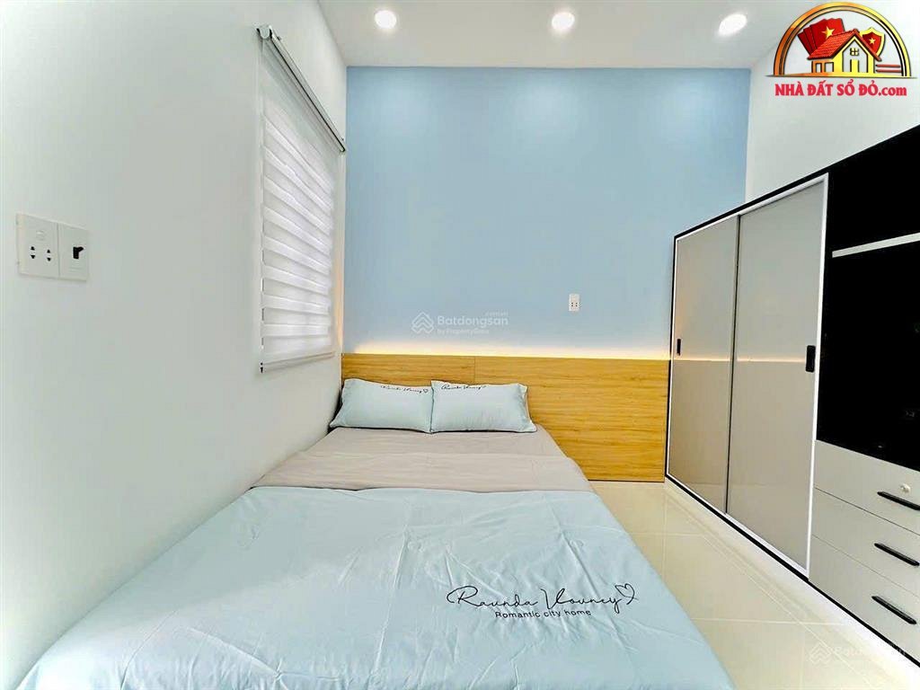 Bán nhà đất Đường Nguyễn Sỹ Sách – Phường cũ Tân Sơn Quận Tân Bình – Phường mới Tân Sơn Nhì – Thành phố Hồ Chí Minh Diện tích 37 m2 Giá 4.99 tỷ