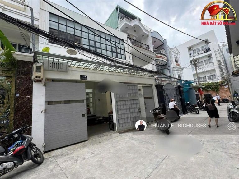 Bán nhà đất Đường Phan Đăng Lưu – Phường cũ 3 Quận Phú Nhuận – Phường mới 3 – Thành phố Hồ Chí Minh Diện tích 106 m2 – Giá 25 tỷ