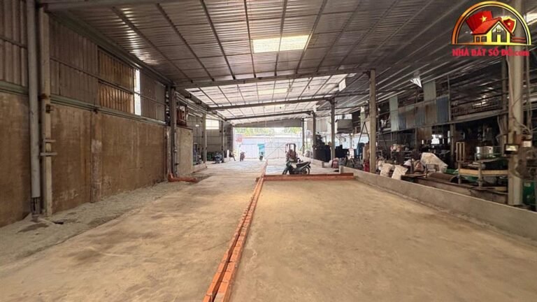 Bán nhà đất Đường Võ Thị Thừa – Phường cũ An Phú Đông – Quận 12 – Thành phố Hồ Chí Minh 410 m2 – 18.6 tỷ