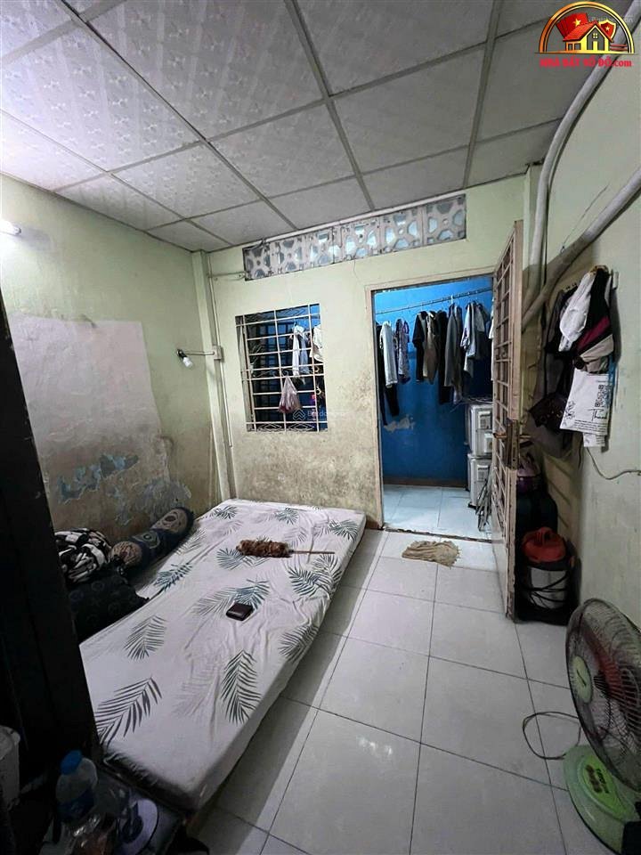 Cần bán nhà đất Đường Bà Hôm – Phường cũ Phú Lâm Quận 6 – Phường mới Phú Lâm – Thành phố Hồ Chí Minh diện tích 17m2 giá 2400000000