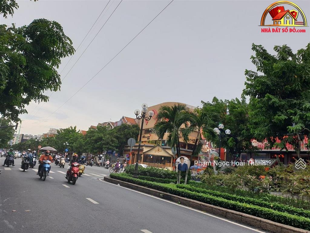 Bán nhà đất Đường Phan Xích Long – Phường cũ… – Bán nhà mặt phố Quận Phú Nhuận – TP Hồ Chí Minh giá 40 – 80 tỷ