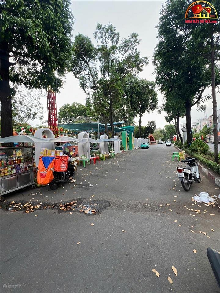Bán nhà đất Đường Bình Phú – Phường cũ Không xác định – Quận 6 – Phường mới Không xác định – Thành phố Hồ Chí Minh – Diện tích 670 m2 – Giá 115 tỷ
