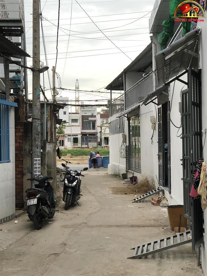 Bán nhà đất Đường Trần Thanh Mại – Phường cũ Tân Tạo A Quận Bình Tân – Phường mới Tân Tạo A – Thành phố Hồ Chí Minh Diện tích 60 m2 Giá 4.5 tỷ