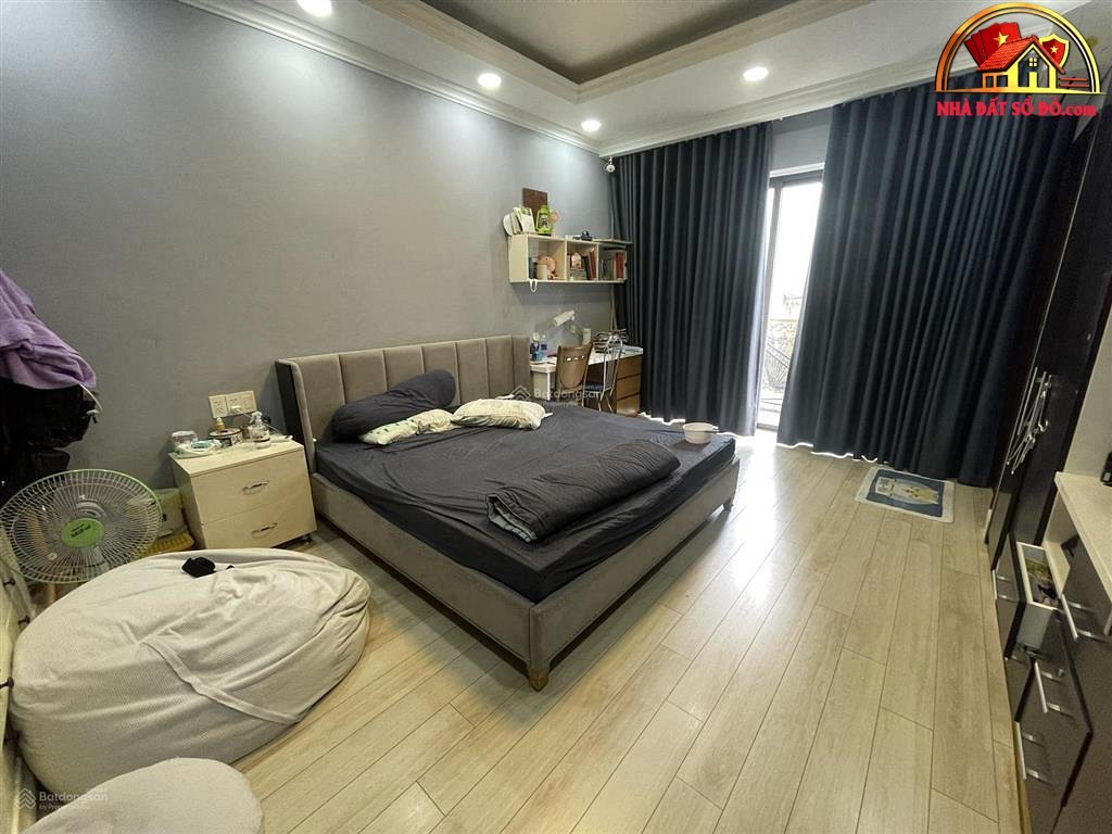 Bán nhà đất Đường Đặng Văn Ngữ – Phường cũ 14 Quận Phú Nhuận – Phường mới 14 – Thành phố Hồ Chí Minh Diện tích 100 m2 – Giá 29 tỷ