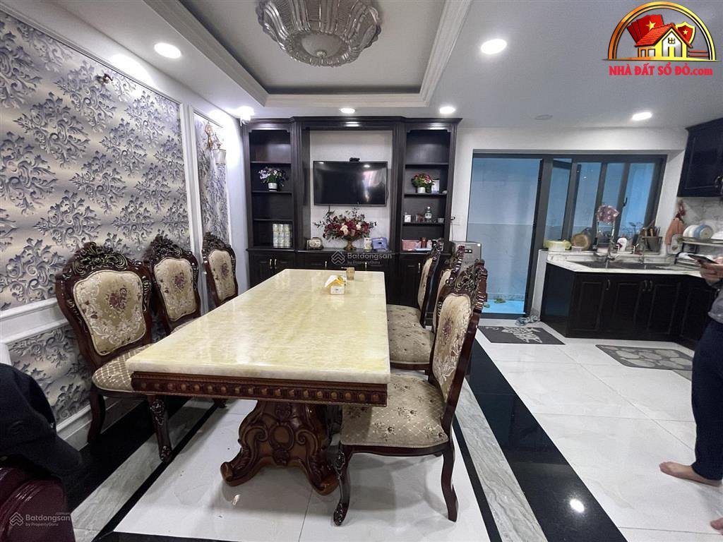 Bán nhà đất Đường Đặng Văn Ngữ – Phường cũ 14 Quận Phú Nhuận – Phường mới 14 – Thành phố Hồ Chí Minh Diện tích 100 m2 – Giá 29 tỷ