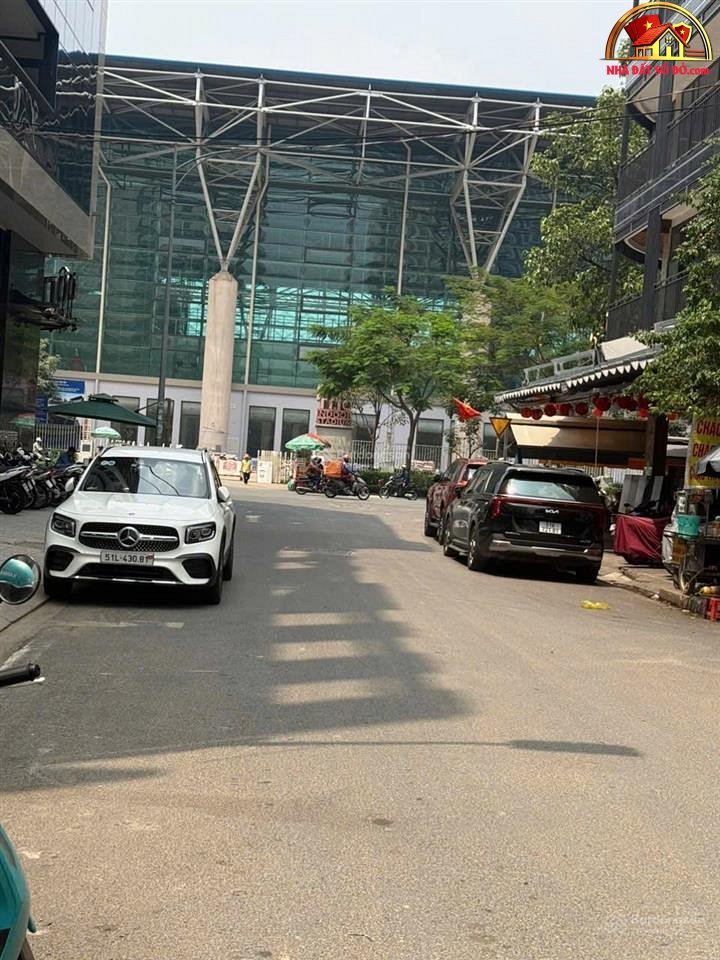 Bán nhà đất Đường Lý Thường Kiệt – Phường cũ Không xác định – Quận 10 – Phường mới Không xác định – Thành phố Hồ Chí Minh – Diện tích 120 m2 – Giá 38 tỷ